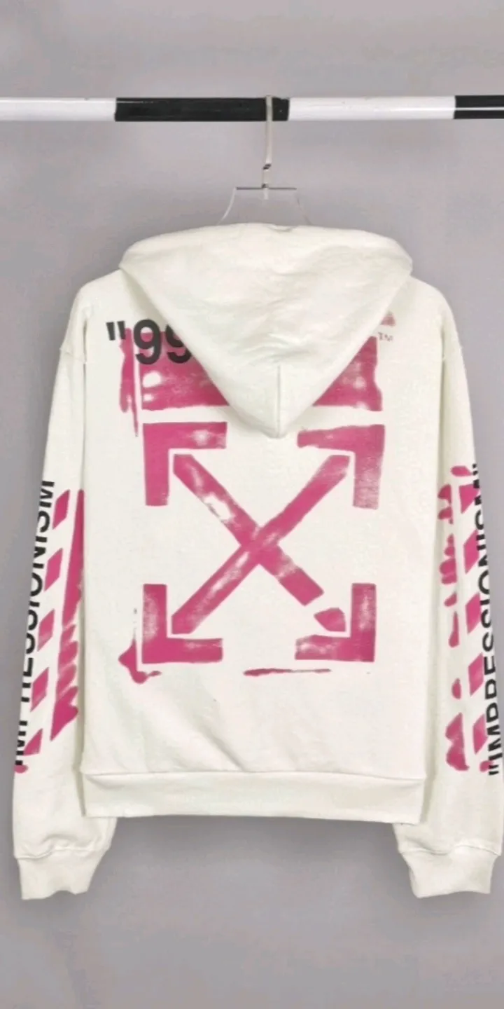 Real shot of the video - the top tested version OFF-WHITE (OW) 99 pink oil graffiti for men and women couples pure cotton loose pullover hooded sweatshirt jacket zipper professional handmade dot printing, delicate and full, strong color layering, the printing is breathable and non-sticky! The gradient of the layers is clear, the texture and texture are visible, the fabric and printing are completely combined, and the frosted feel is delicate. The fabric is made of 460g fish scale terry cotton fabric, which has a full drape. Customized zipper pull with OFFWHITE metal engraving on it and a concave feel. This is a must-see for identification. The hat rope pendant clock has metal engravings. This is a detail that is easily overlooked.  Like Monet's oil paintings, it has always occupied the top sales list on major domestic and foreign platforms, and offline stores can also be said to be often out of stock.  Couple matching, personalized and trendy! Elegant and classic style, versatile for daily use. Couple style 👫 Suitable for both men and women. Size chart Recommended 180-220 pounds P: 420